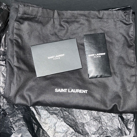 Saint Laurent Cassandra Heels - Picture 4 of 4